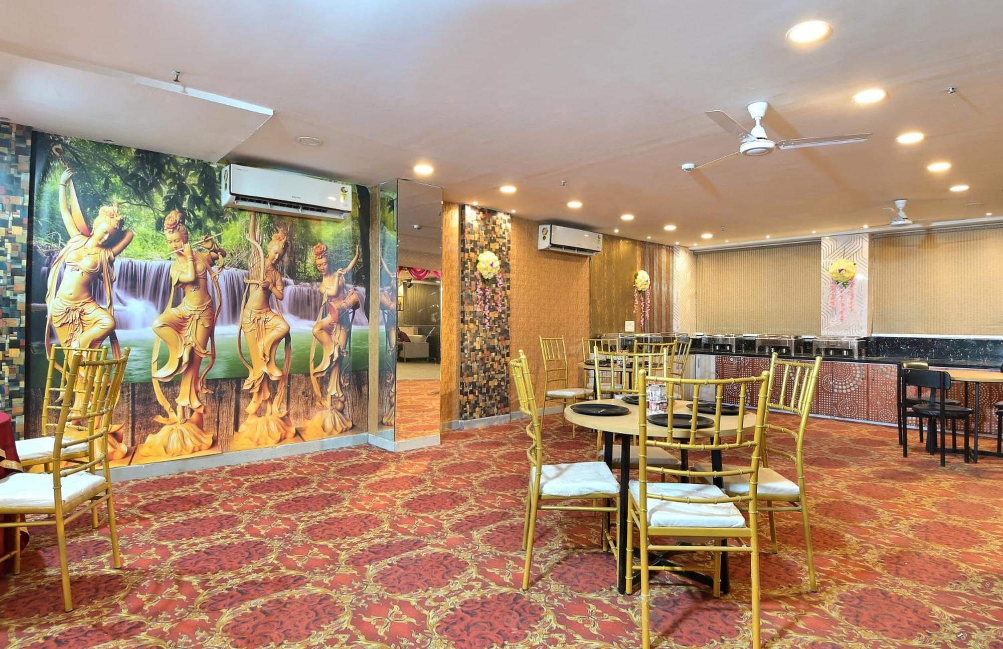 Hotel Red York By Byob Hotels Noida Zewnętrze zdjęcie