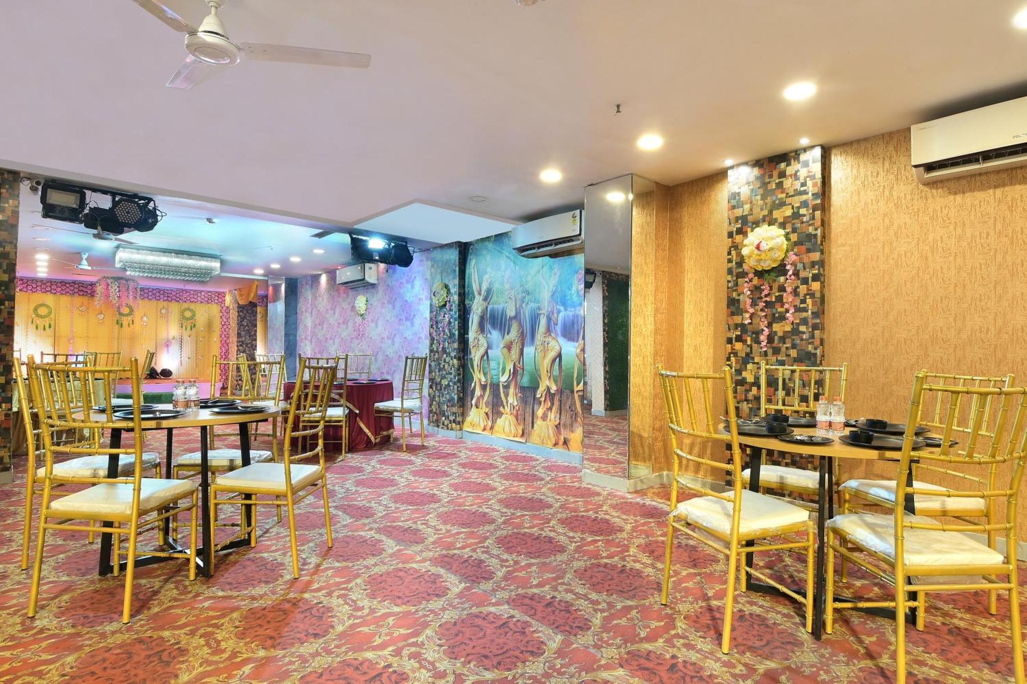 Hotel Red York By Byob Hotels Noida Zewnętrze zdjęcie