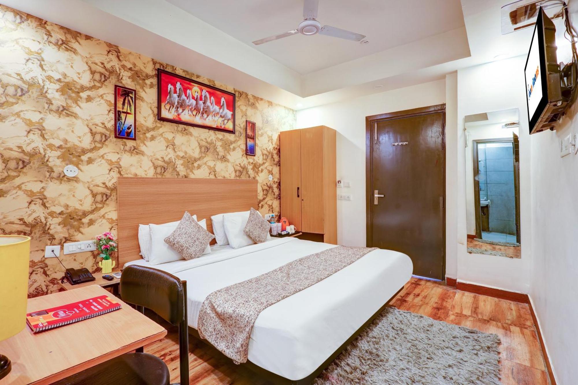 Hotel Red York By Byob Hotels Noida Zewnętrze zdjęcie