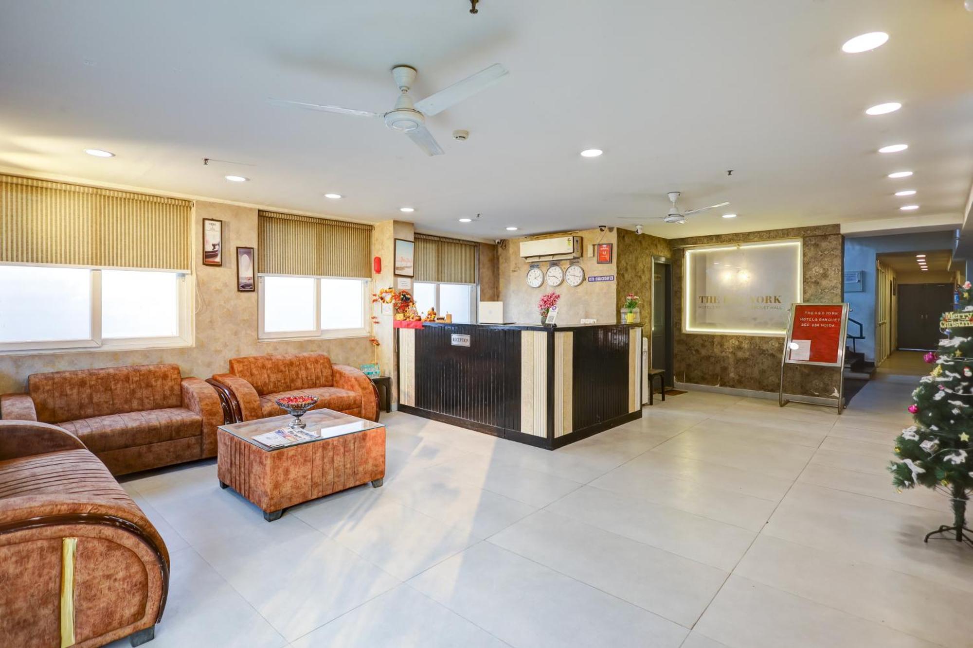 Hotel Red York By Byob Hotels Noida Zewnętrze zdjęcie